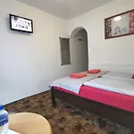 B&B Malinowy