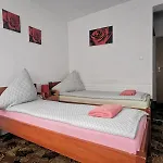 B&B Malinowy