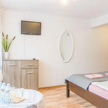 Malinowy Bed & Breakfast 3*