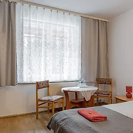 Malinowy Bed and Breakfast 3*