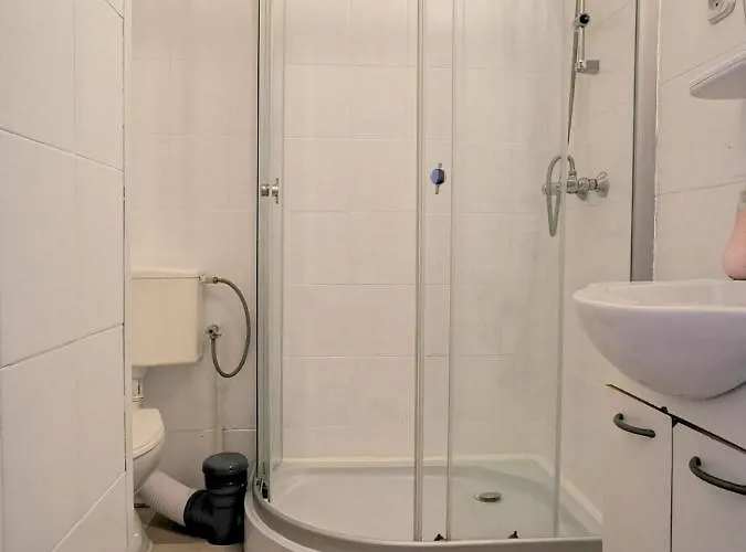 Malinowy Bed and Breakfast 3*